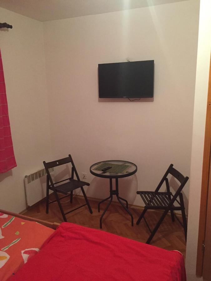 Feel Like Home Guest House Sarajevo Bagian luar foto